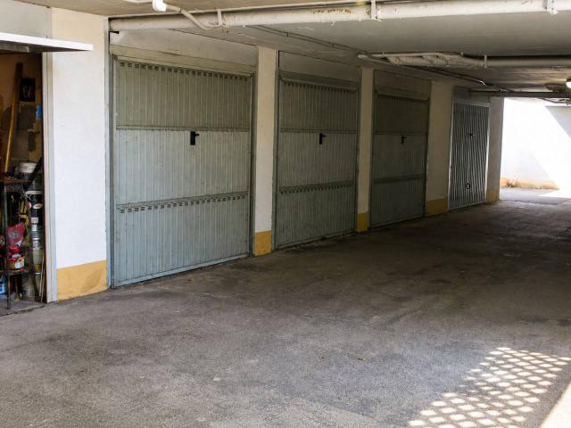 Box in vendita a Campi Bisenzio