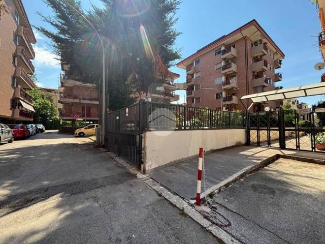 Box in vendita a Caserta