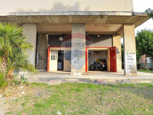 Box in vendita a Catania