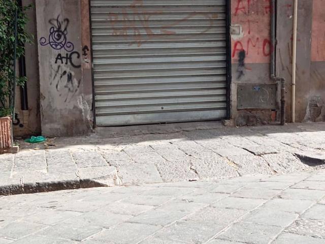 Box in vendita a Catania