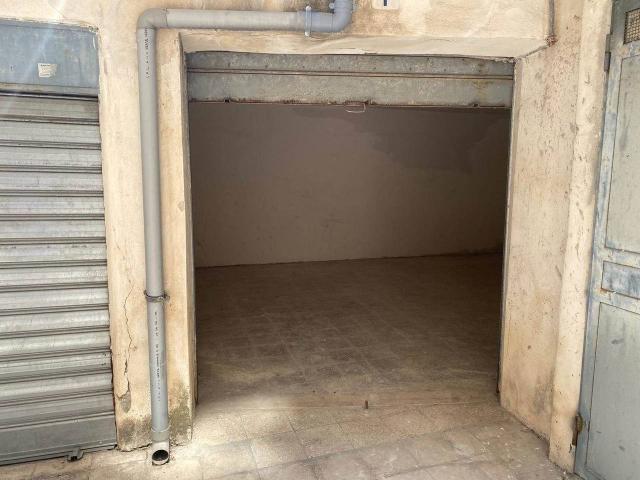 Box in vendita a Catania