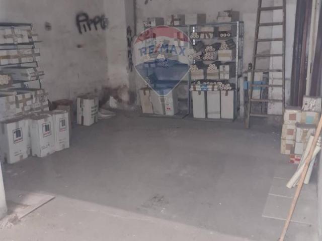 Box in vendita a Catania