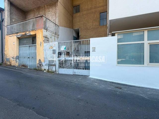 Box in vendita a Catania