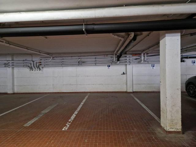 Box in vendita a Cecina