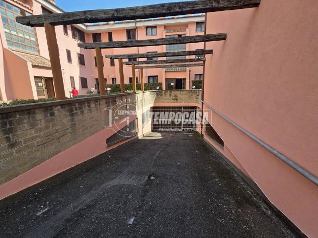 Box in vendita a Cerveteri