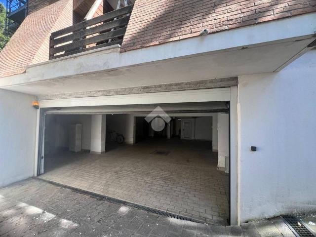 Box in vendita a Cervia