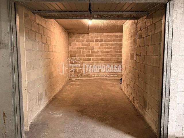 Box in vendita a Como