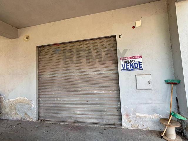 Box in vendita a Corigliano Rossano