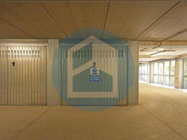Box in vendita a Desenzano Del Garda