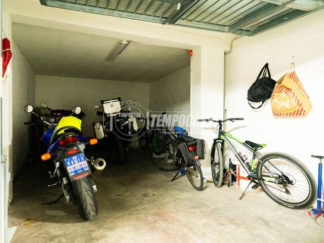 Box in vendita a Fano