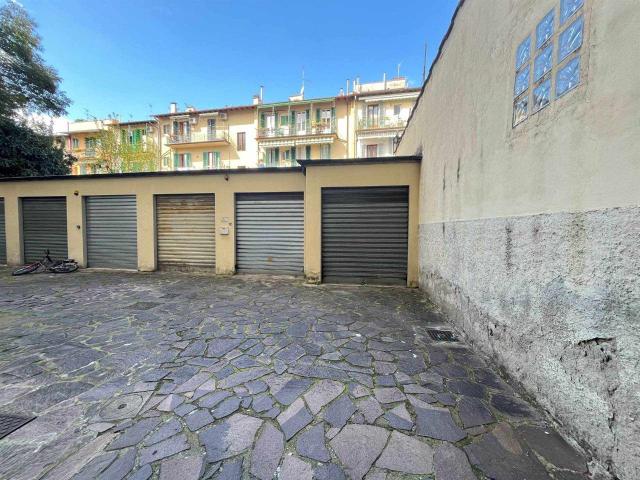 Box in vendita a Firenze