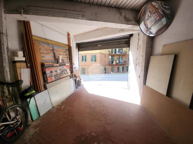 Box in vendita a Genova