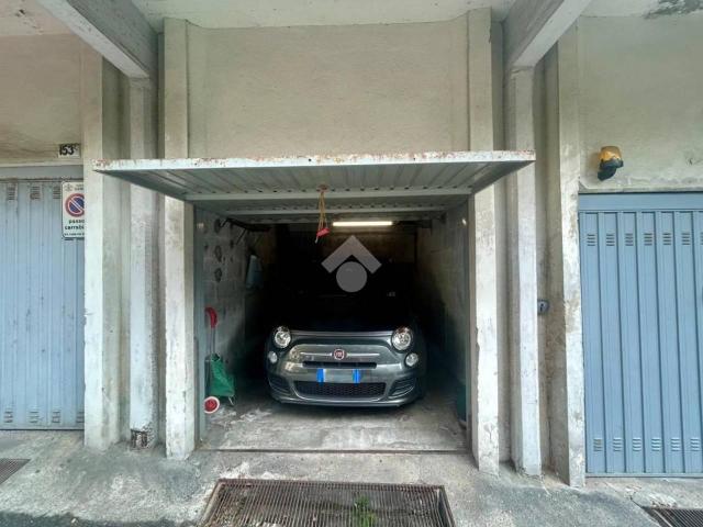 Box in vendita a Genova