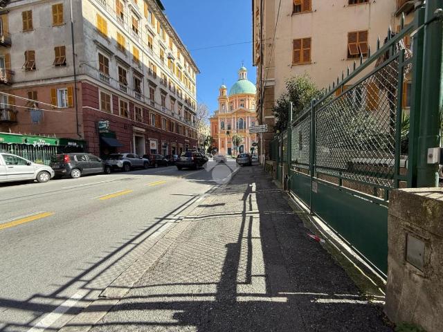 Box in vendita a Genova