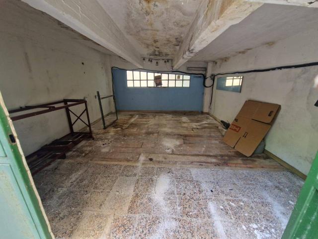 Box in vendita/affitto a Genova