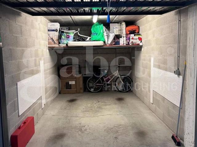 Box in vendita a Grugliasco