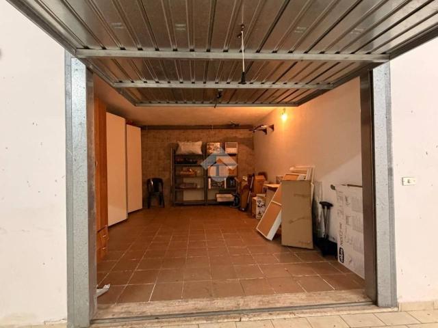 Box in vendita a Lecce
