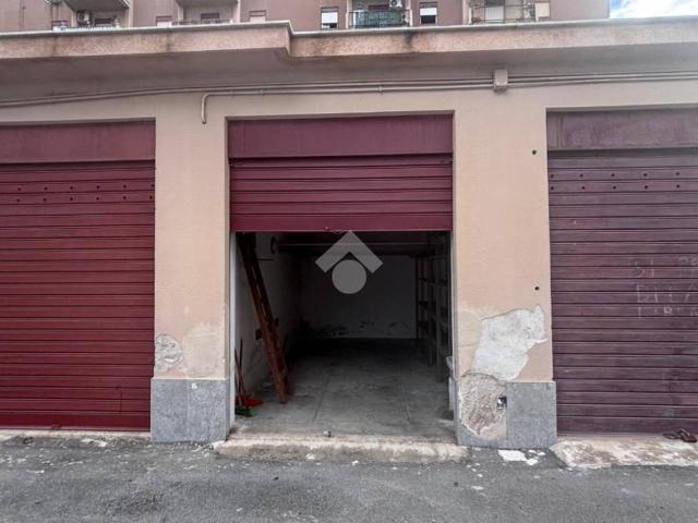 Box in vendita a Palermo