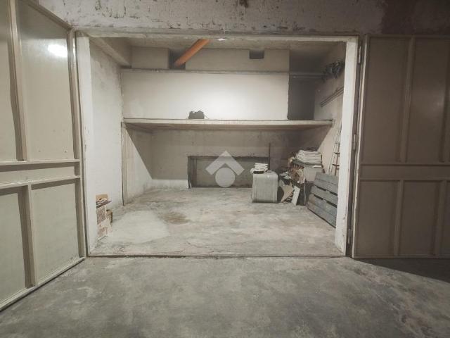 Box in vendita a Palermo