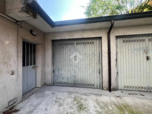 Box in vendita a Piacenza