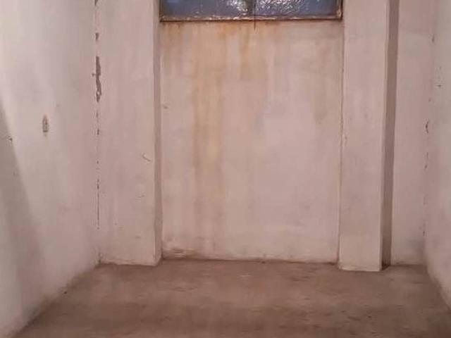 Box in vendita a Piacenza