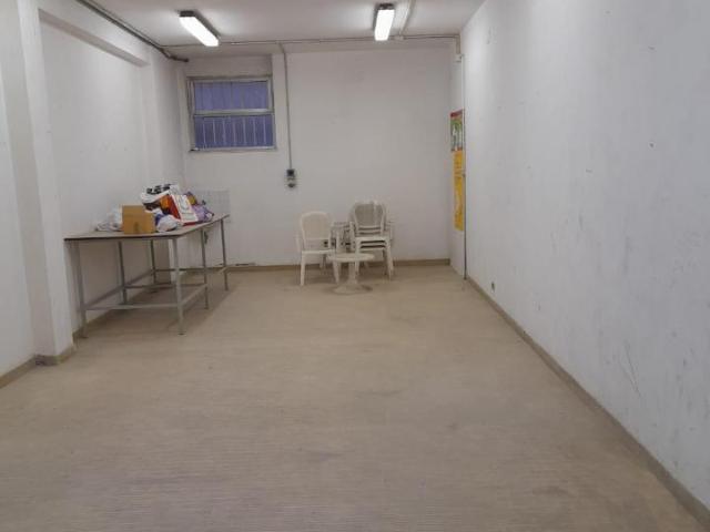 Box in vendita a Pontedera