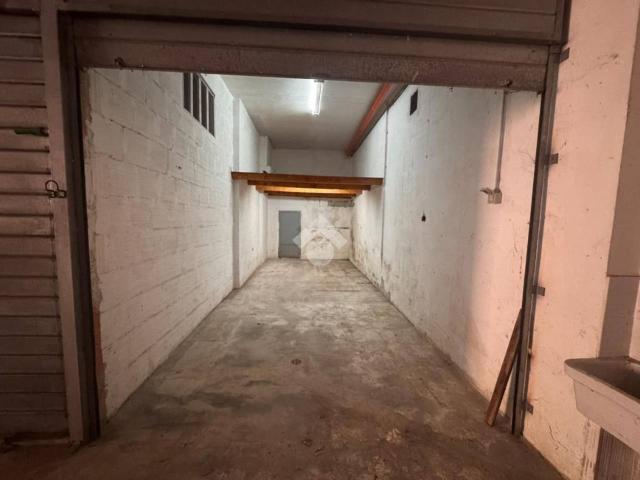 Box in vendita a Ragusa