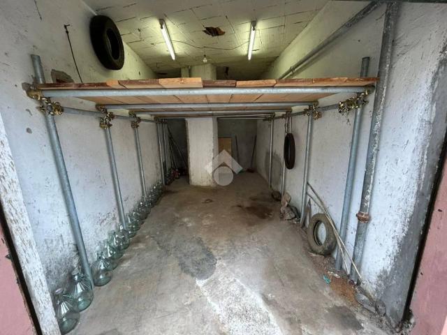 Box in vendita a Rapallo