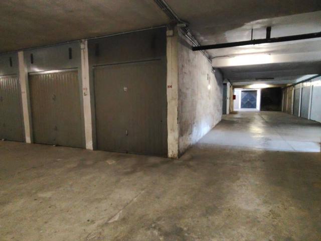 Box in vendita a Rivoli