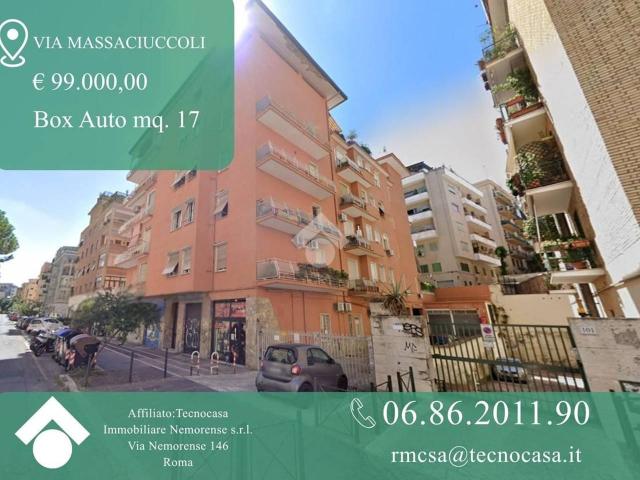 Box in vendita a Roma