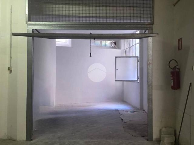 Box in vendita a Roma