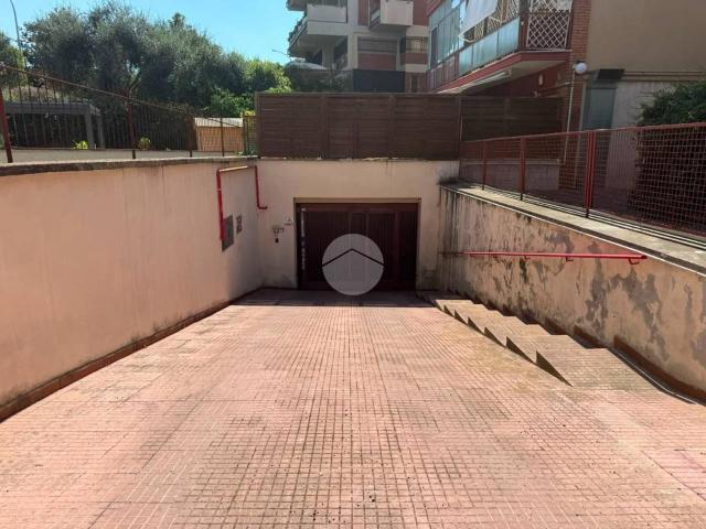 Box in vendita a Roma