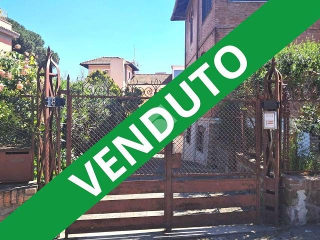 Box in vendita a Roma