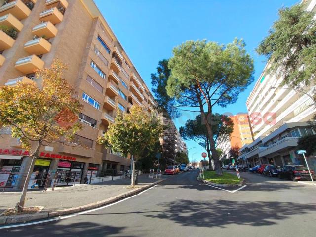 Box in vendita a Roma