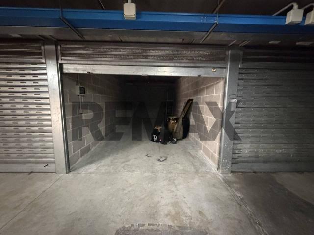 Box in vendita a Roma