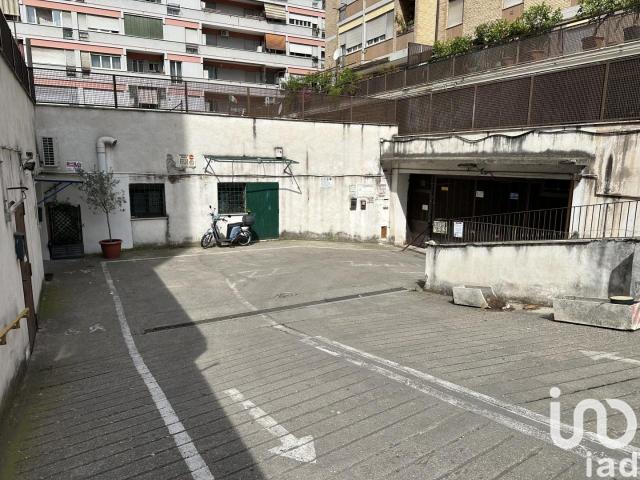 Box in vendita a Roma