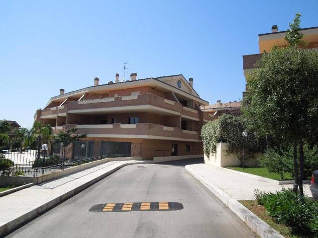 Box in vendita a Roma