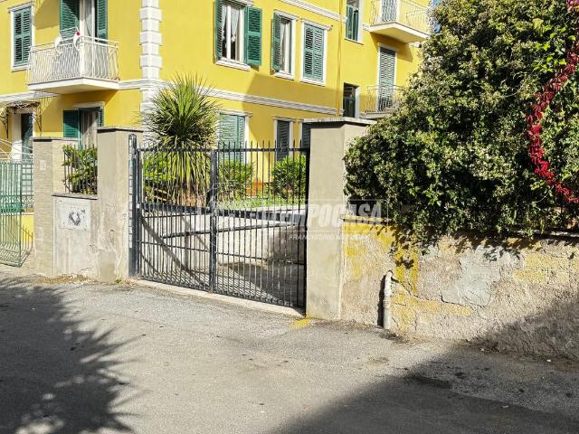 Box in vendita a Roma