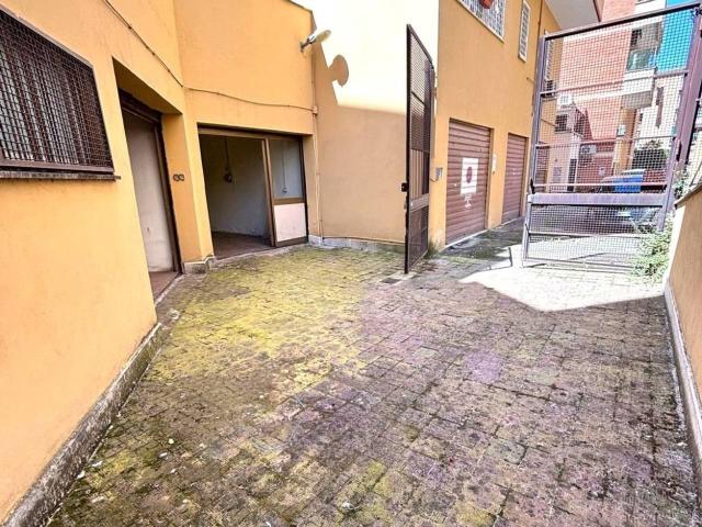 Box in vendita a Roma