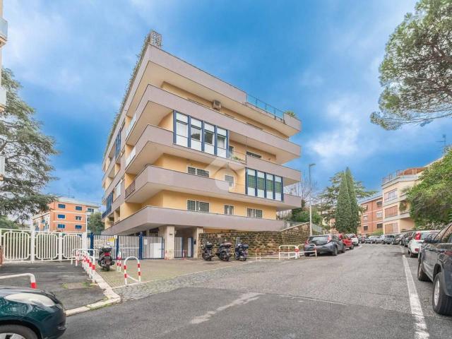 Box in vendita a Roma