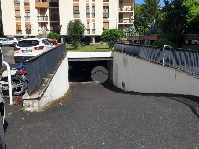 Box in vendita a Roma