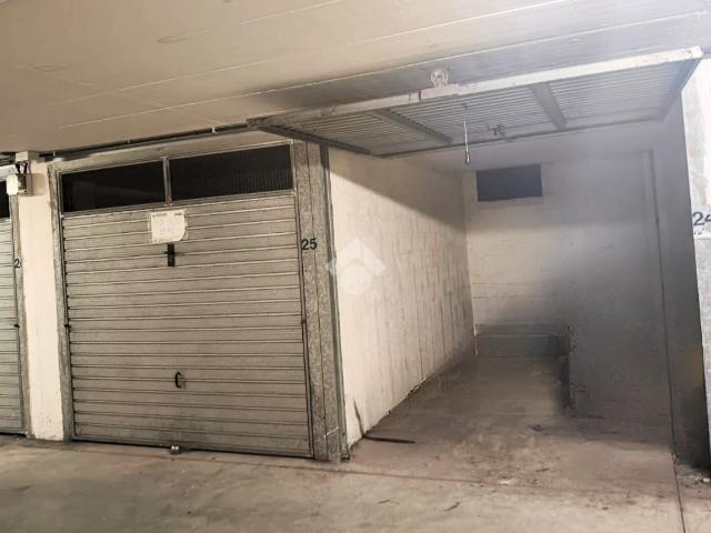 Box in vendita a Roma