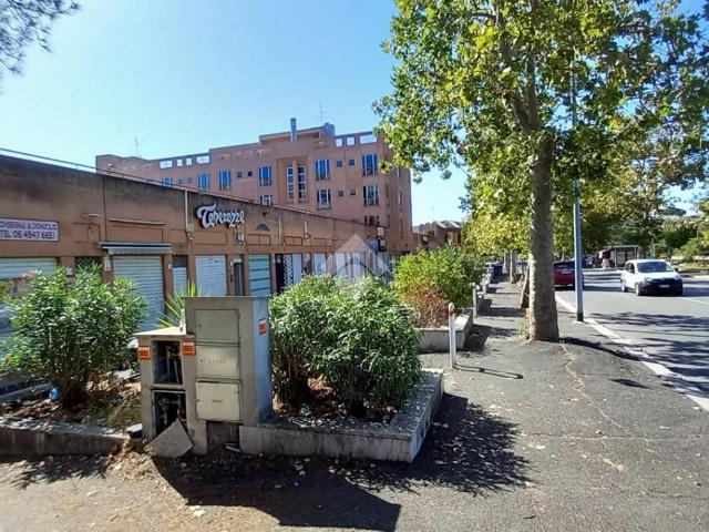 Box in vendita a Roma