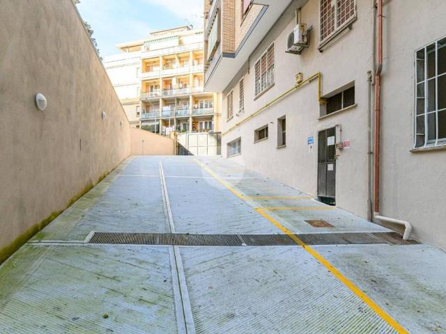 Box in vendita a Roma