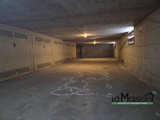 Box in vendita a Santhia'