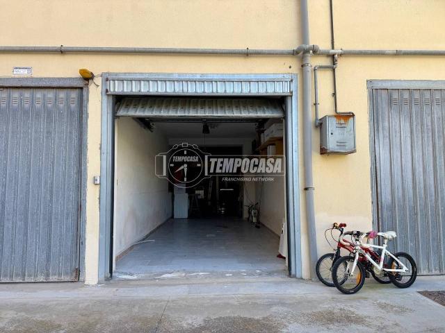 Box in vendita a Sassari