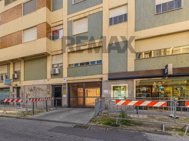 Box in vendita a Sassari
