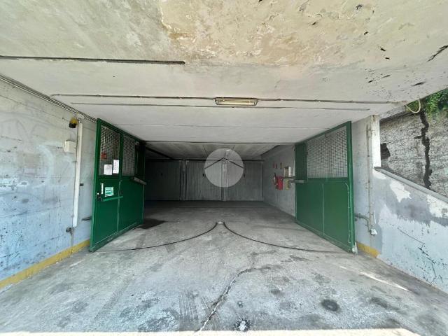 Box in vendita a Savona