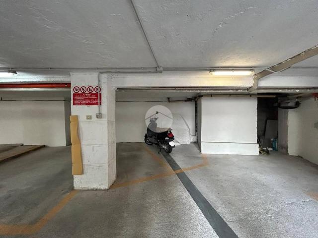 Box in vendita a Savona