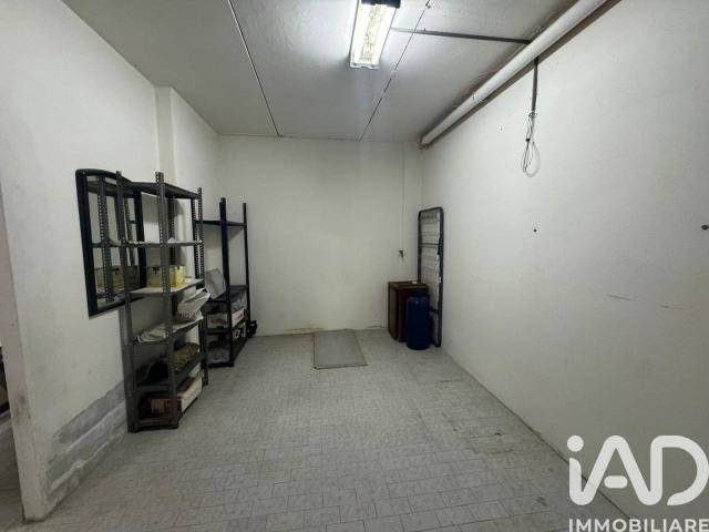 Box in vendita a Toirano